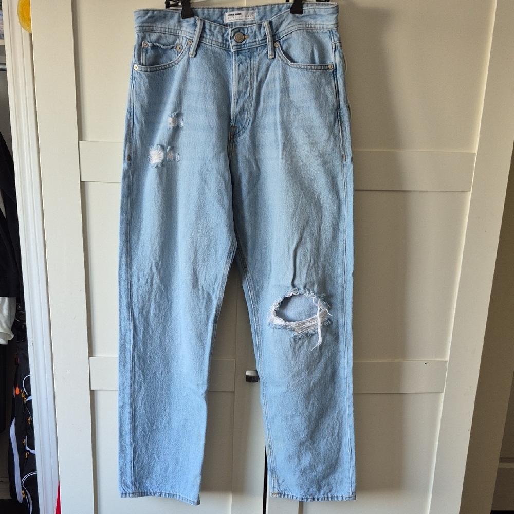 Jack & Jones Men's Light Blue Relaxed Jeans